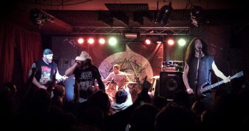 brutal truth live traffic roma