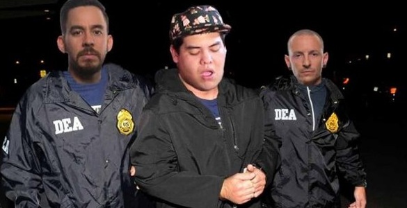 questo fotomontaggio di Metalsucks spiega bene la situazione