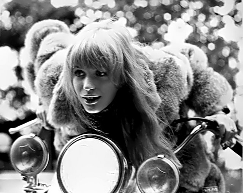 Marianne-Faithfull-Girl-on-a-Motorcycle-500px