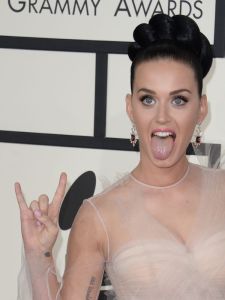 Katy Perry arrives on the red carpet for the 56th Grammy Awards at the Staples Center in Los Angeles, California, January 26, 2014. AFP PHOTO ROBYN BECK        (Photo credit should read ROBYN BECK/AFP/Getty Images)