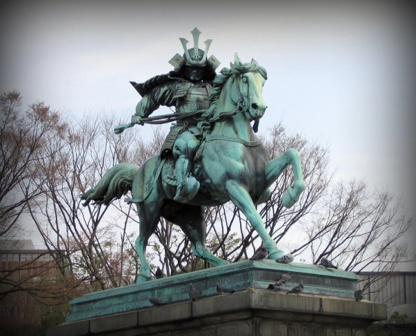 2432311698_f57c66fedf_b