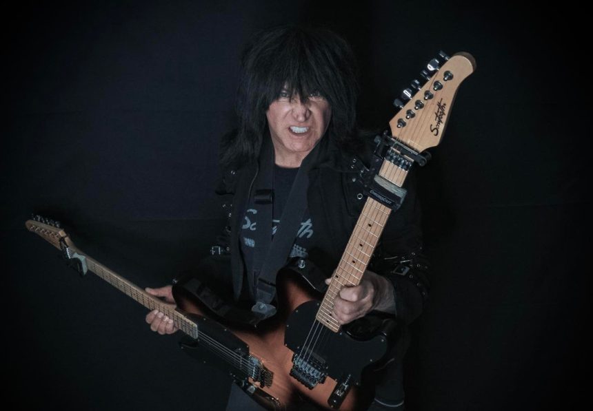 Michael Angelo Batio double guitar Manowar